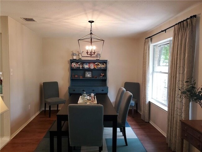 Building Photo - 1809 Dayflower Trce