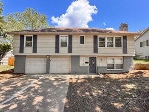 Building Photo - $1,695 - 3 Bed, 2 Bath House in Raytown, MO