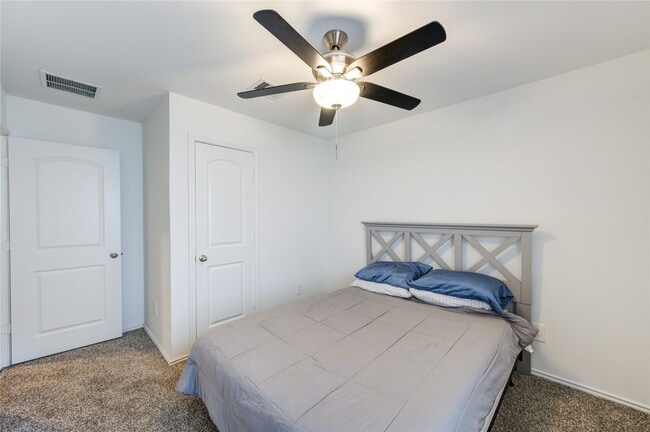 Building Photo - 5303 Creekstone Rise Ln