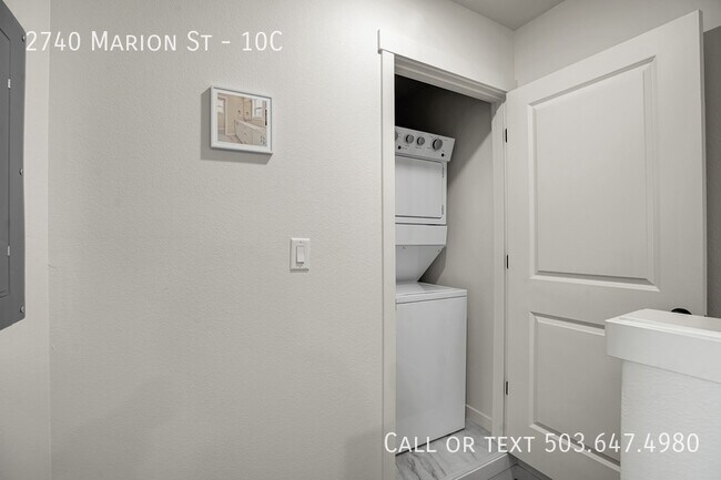 Building Photo - 2740 Marion St SE