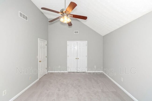 Building Photo - 420 Harvick Cir