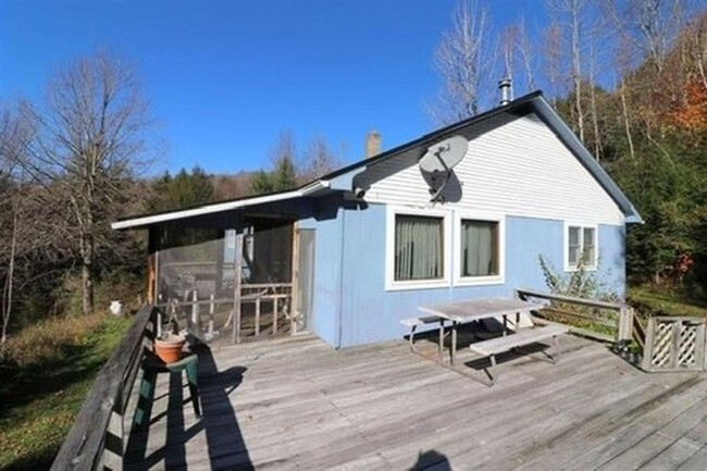 Building Photo - Charming 3BR House in Granville