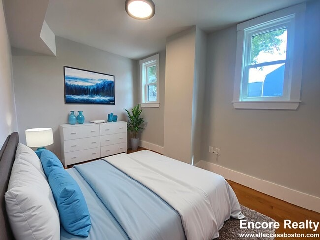 Building Photo - 118 Marginal St