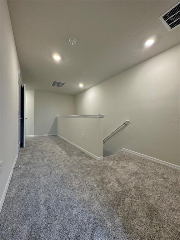 Building Photo - 105 Violet Vine Ln