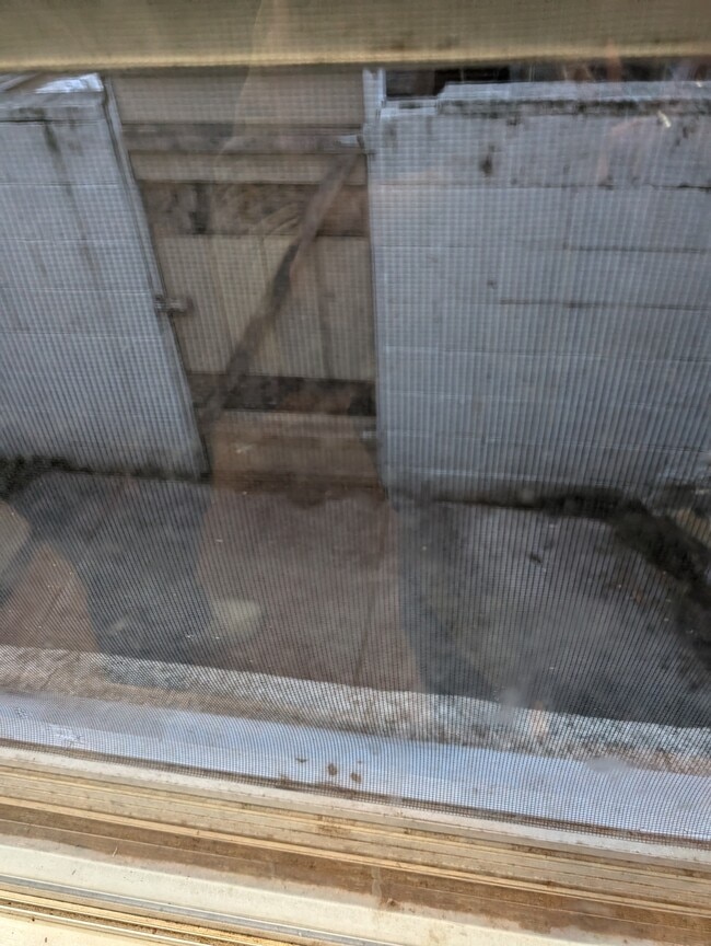 Building Photo - 1320 S Newkirk St