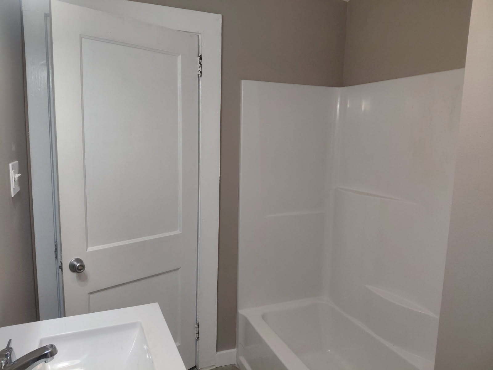 Bathroom View 2 - 1808 16th Pl