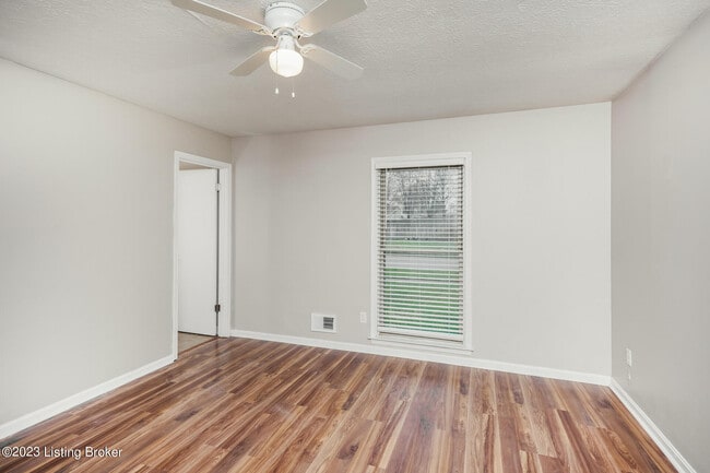 Building Photo - 3500 Pirogue Rd