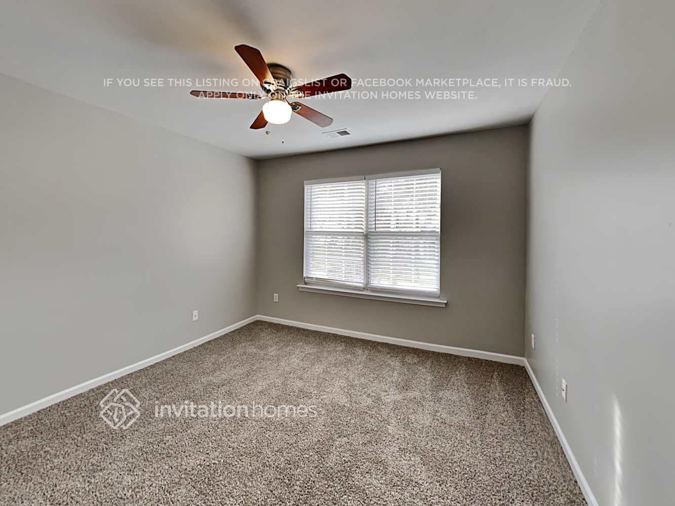 Building Photo - 216 Pebblestone Dr