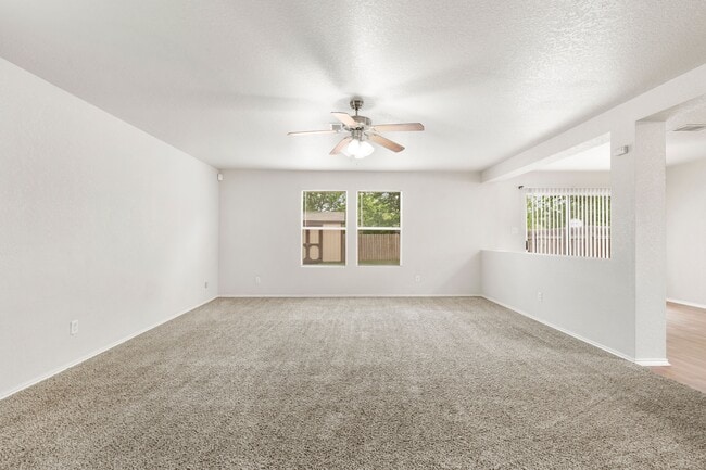 Building Photo - 10034 Southern Sun