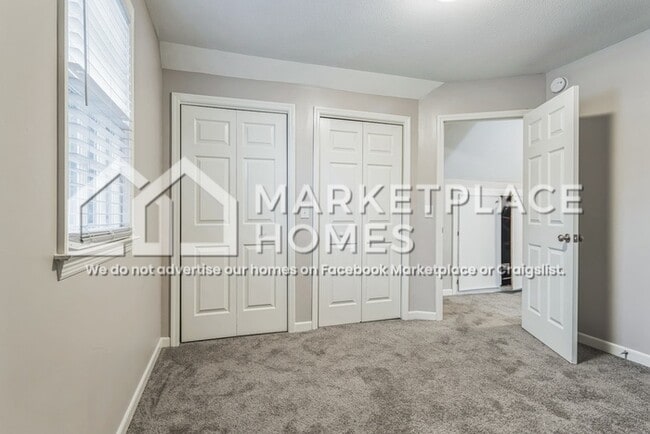 Building Photo - 212 Kemsing Rd