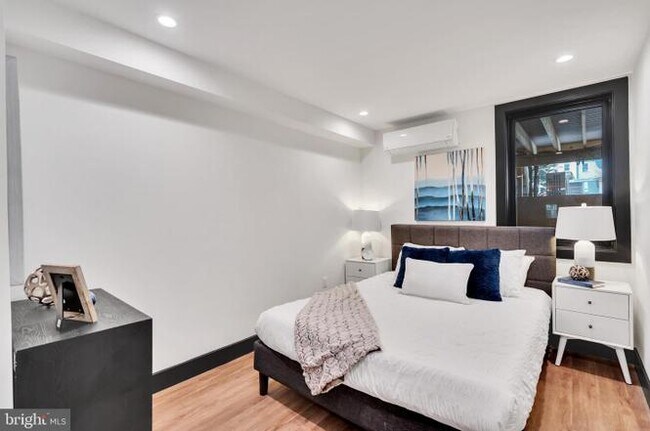 Building Photo - 39 V St NW