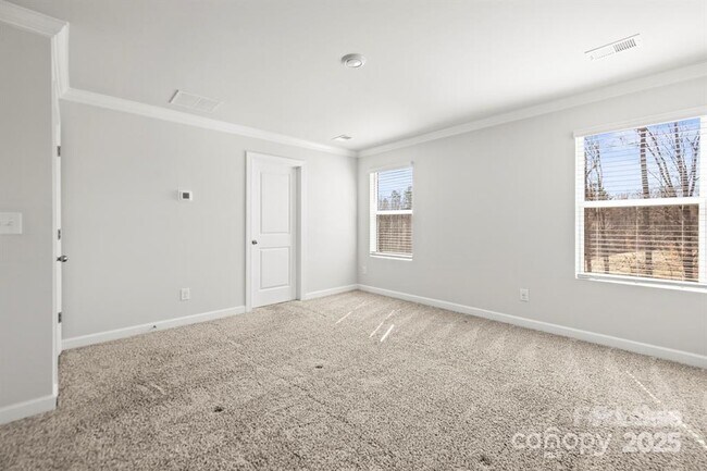 Building Photo - 2131 Belterra Dr
