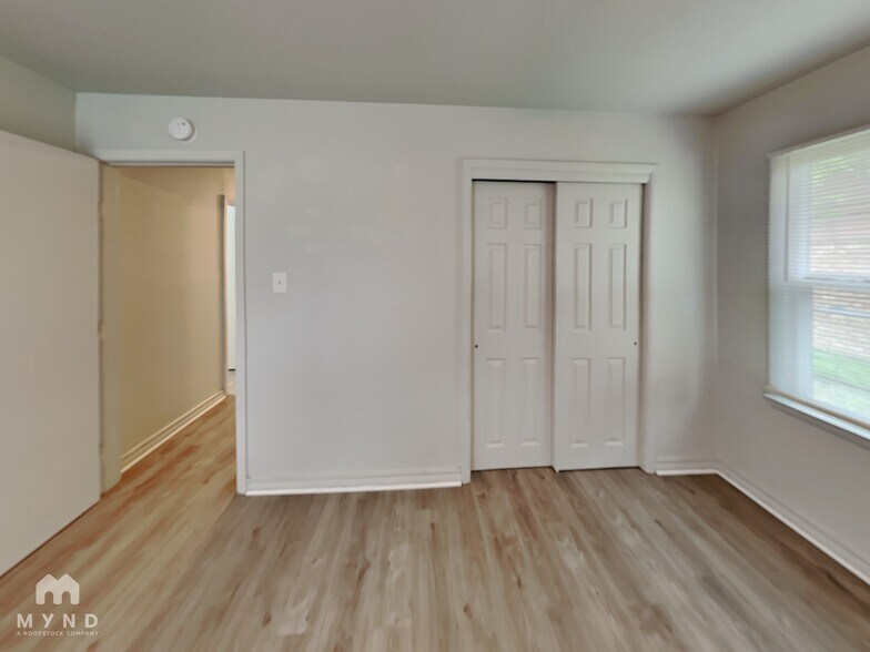 Building Photo - 604 Globe Ave