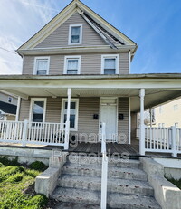 Building Photo - 1013 Elkin St