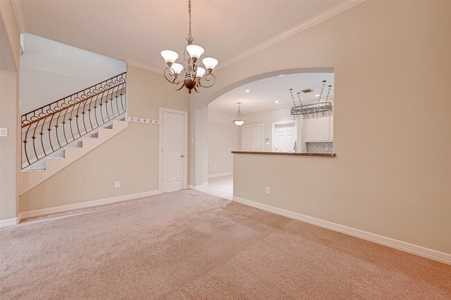 Building Photo - 13607 Brookbluff Ln