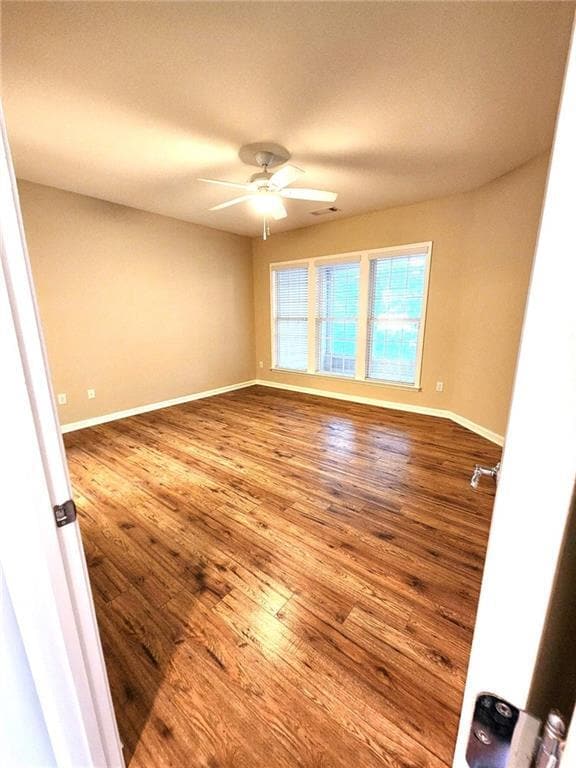 Building Photo - 6111 Longleaf Dr