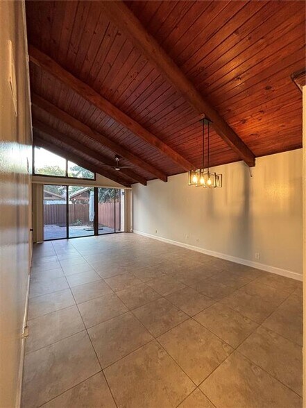 Building Photo - 6180 NW 32nd Ter