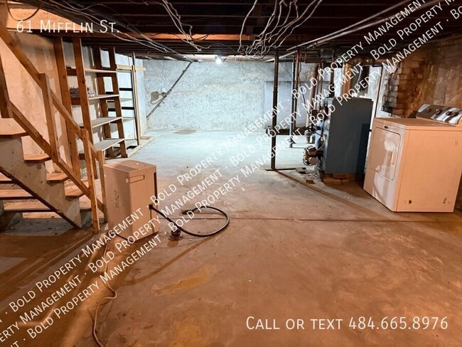 Building Photo - 61 Mifflin St