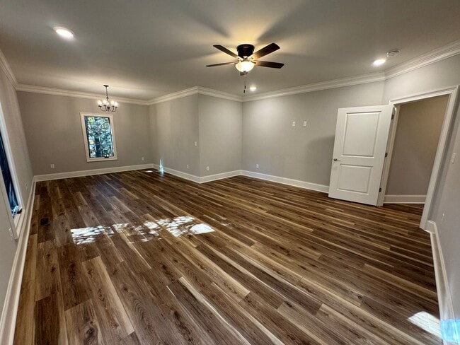 Building Photo - Grandeur Brick 4/3.5 with Bonus Room in The Oaks at Collinwood- $3,295