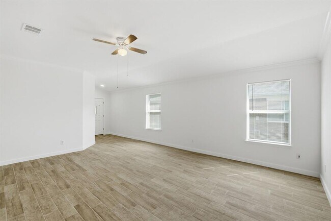 Building Photo - 3357 Pioneer Crossing Dr