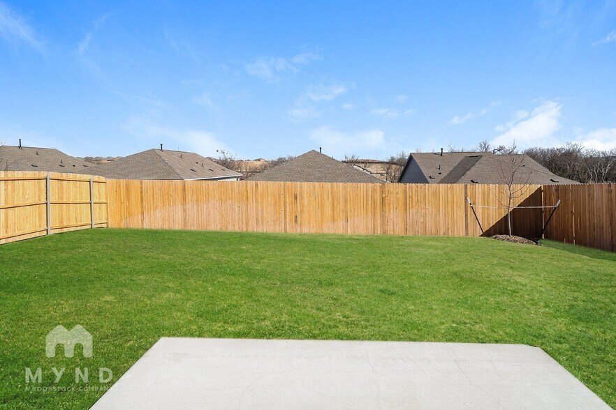 Building Photo - 2753 Ctr Crk Ln