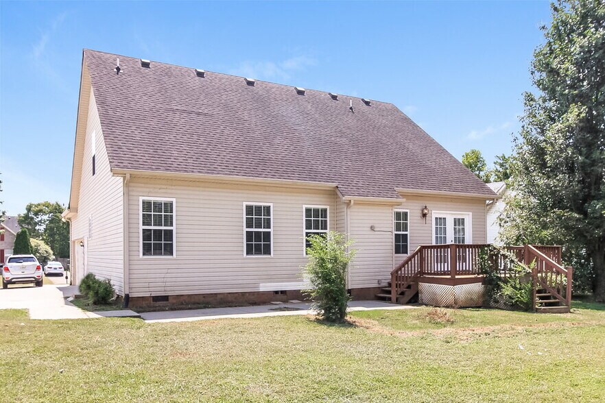 Building Photo - 3418 Leslie Ln