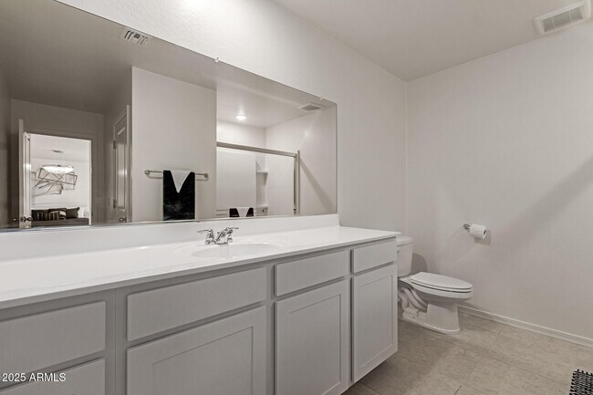 Building Photo - 20004 W Badgett Ln