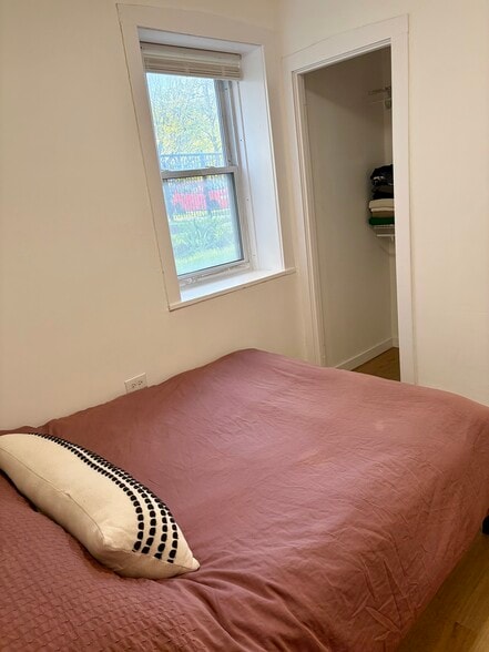 Building Photo - 2138 N Keeler Ave