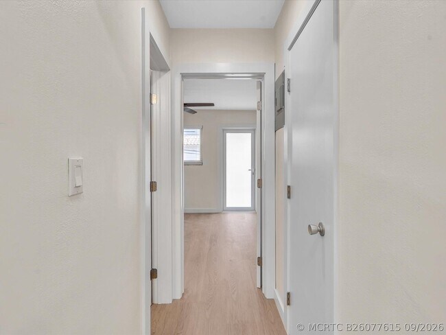 Building Photo - 2020 NE 51st Ct