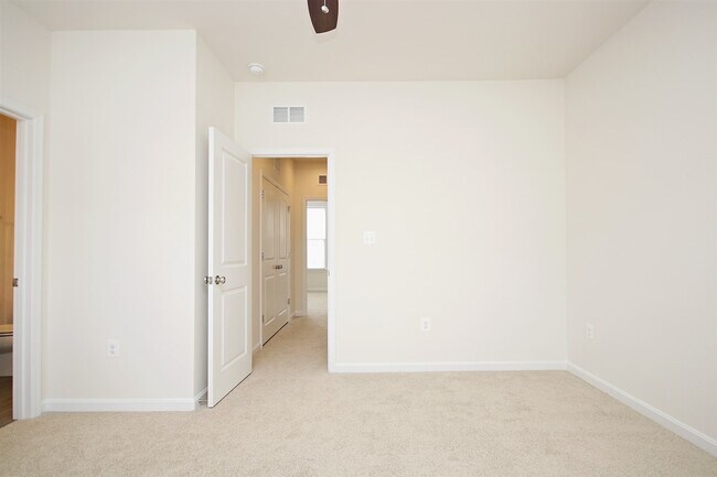 Building Photo - 2091 Kober Way