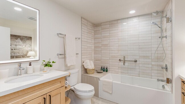 Building Photo - 13006 NE 149th St