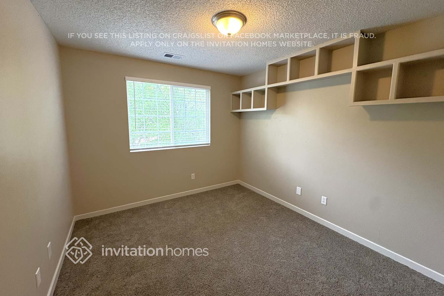 Building Photo - 5364 Goshawk St