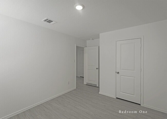 Building Photo - 3-Bed, 2-Bath Haven in a Top-Rated School District!