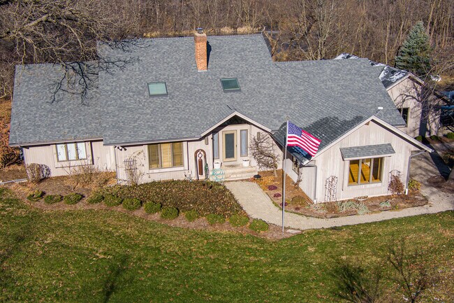 Building Photo - 15057 Whipple Rd