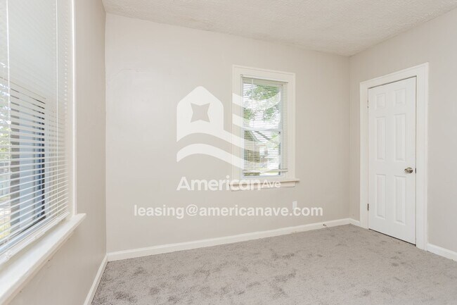 Building Photo - 6530 Avalon Ave