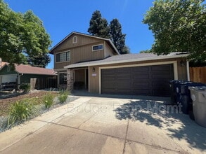 Building Photo - 2247 Atrisco Cir