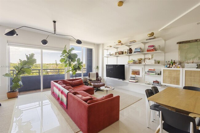 Building Photo - 3250 Grand Ave