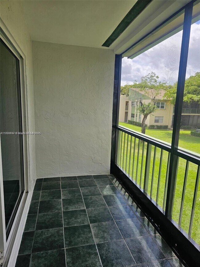 Building Photo - 4140 NW 90th Ave