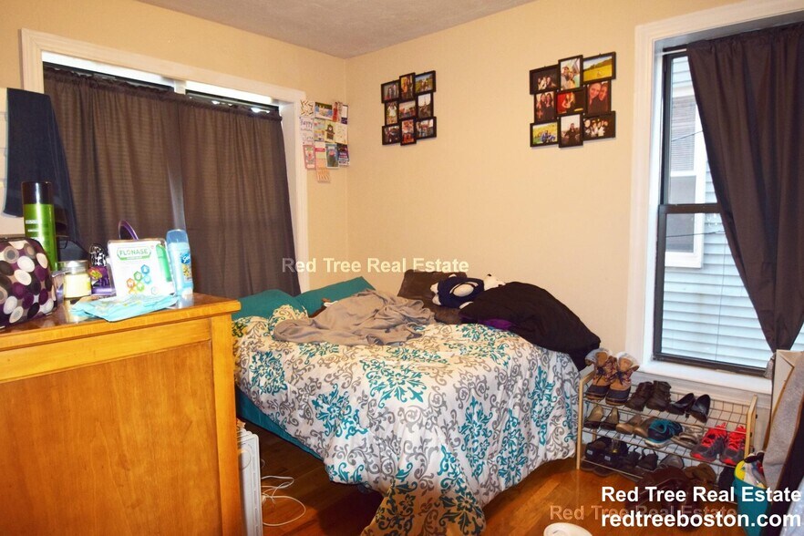 Building Photo - 17 Highgate St