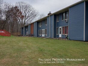 Building Photo - 20 N College Dr