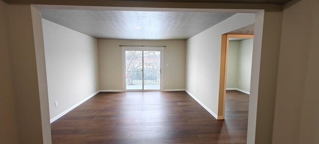 Building Photo - 1540 Slade Ave