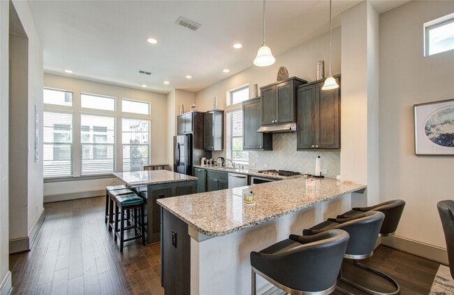 Building Photo - 3104 Mitchell Landing Ct