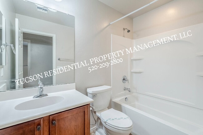 Building Photo - 10534 E Native Rose Trail