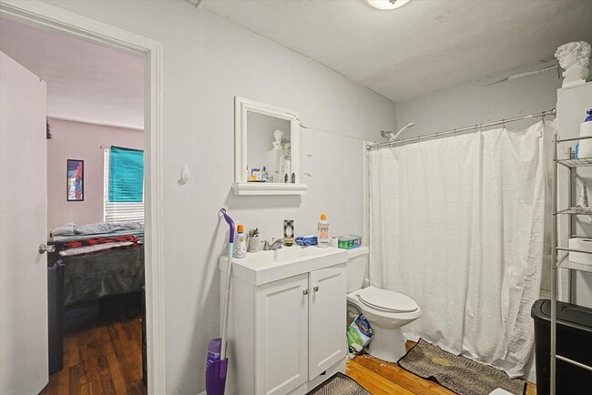 Building Photo - 233 Westridge Dr