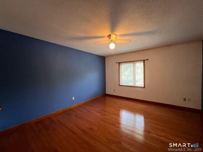 Building Photo - 223 Flanders Rd