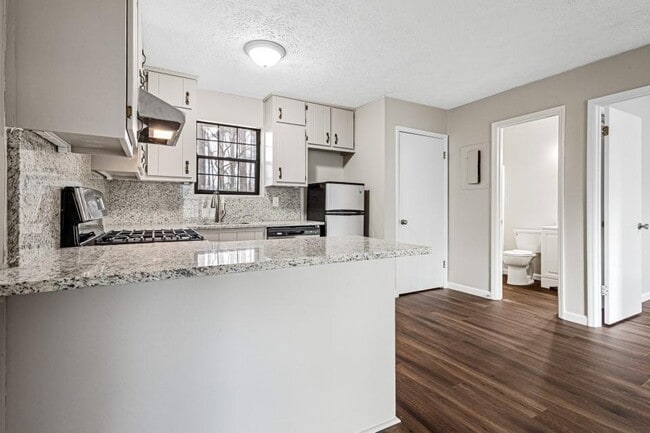 Building Photo - 2037 Laboon Cir