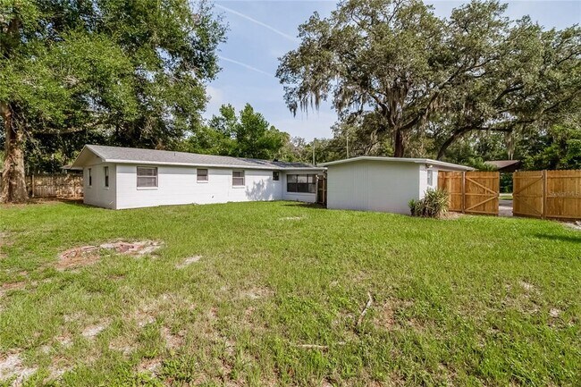 Building Photo - 243 Acorn Dr