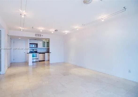 Building Photo - 770 Claughton Island Dr
