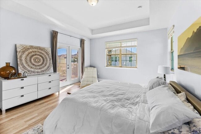 Building Photo - 8746 Crescendo Ave