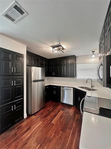 Building Photo - 2 Redford Ct